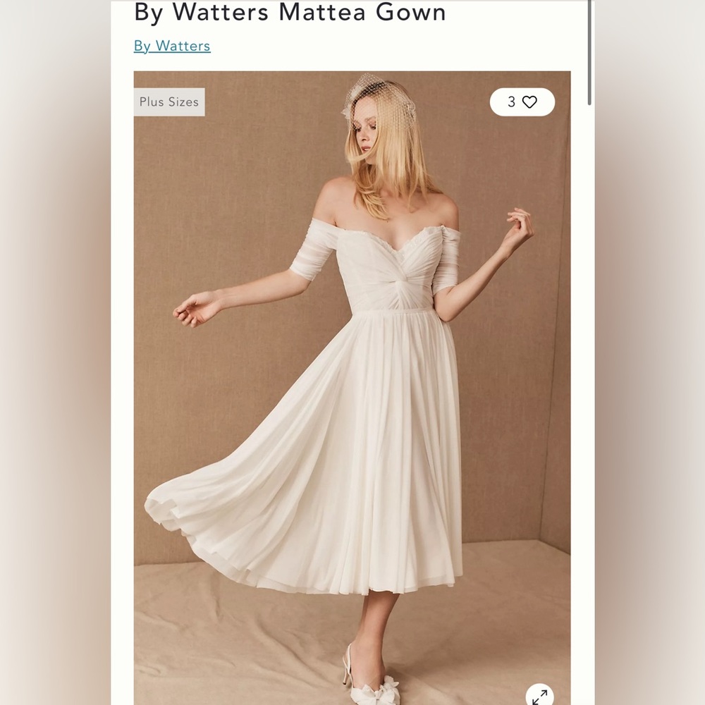 By Watters Matea Gown, Ivory color size 2 never worn with tag SOLD OUT online